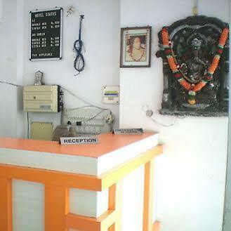 Hotel Status Nagpur Esterno foto