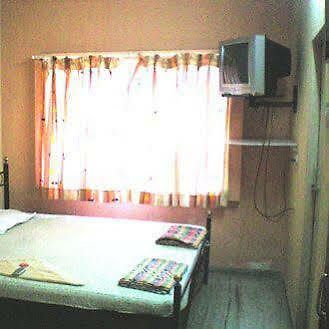 Hotel Status Nagpur Esterno foto